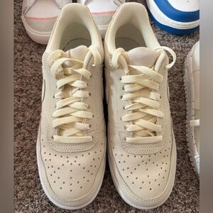 Nike Low Cream Tan Women's Sneakers
